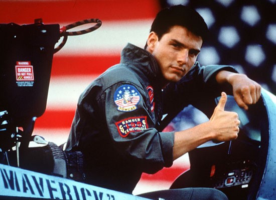 Tom Cruise vai Lt. Pete 'Maverick' Mitchell trong "Top Gun" (1986).